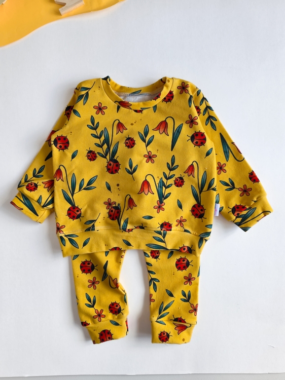 Komplet dla dziewczynki w Biedronki