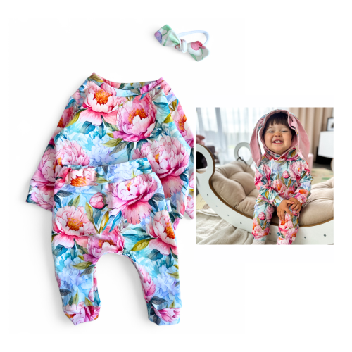 Uroczy dres dla dziewczynki w kwiaty piwonie.