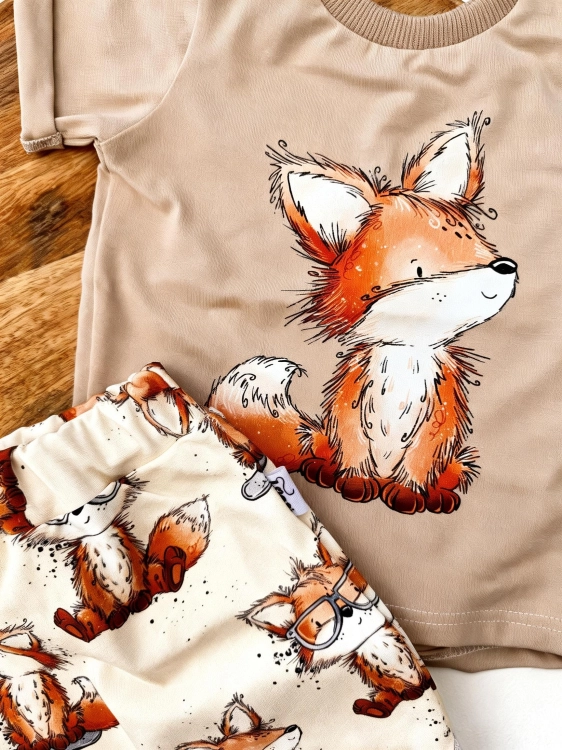 Komplet letni szorty i t-shirt w liski