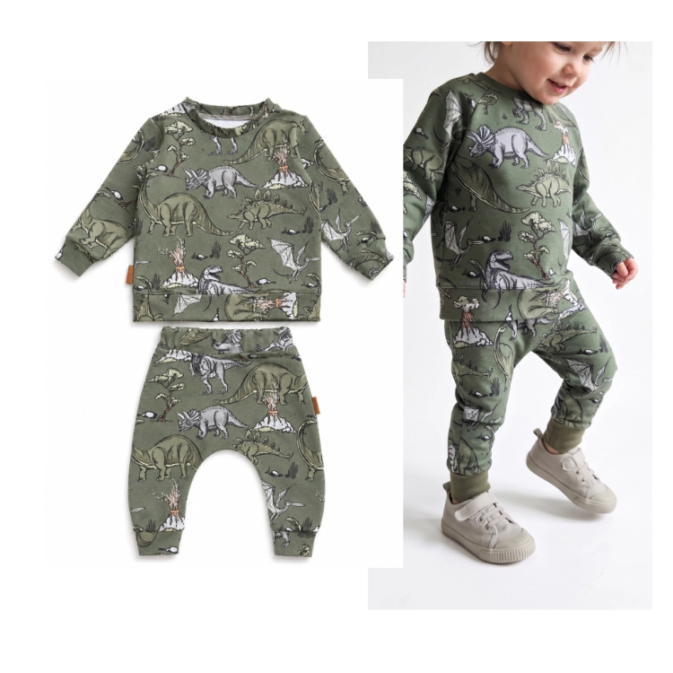 Komplet dresowy bawełniany dla chłopca dinozaury khaki MatiMade.png